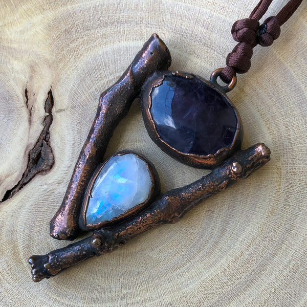 AMETHYST, MOONSTONE & NATURAL TWIGS