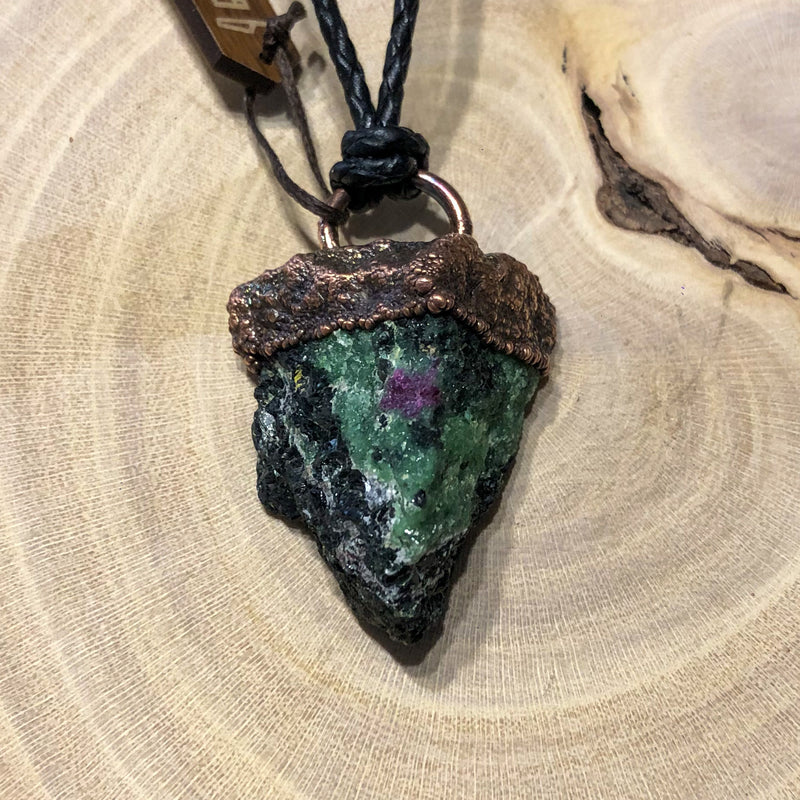 RUBY ZOISITE